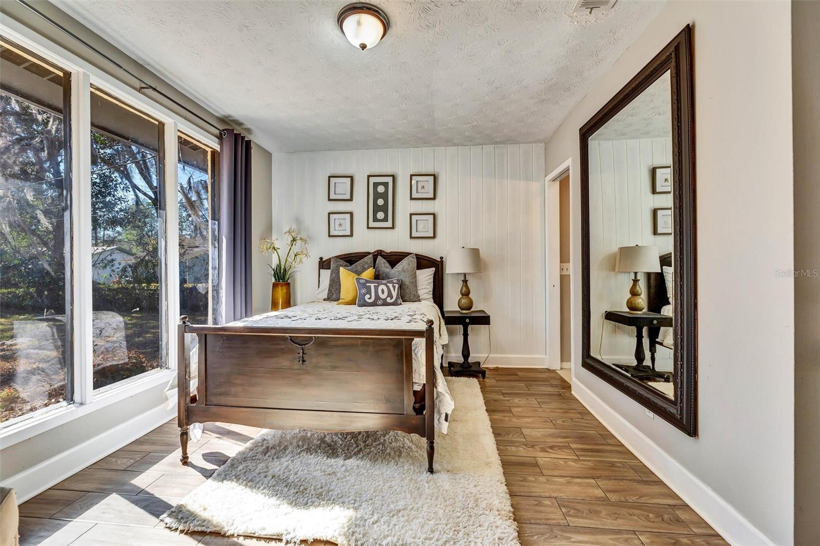 Image 28 of 41 For 7569 Park City Drive