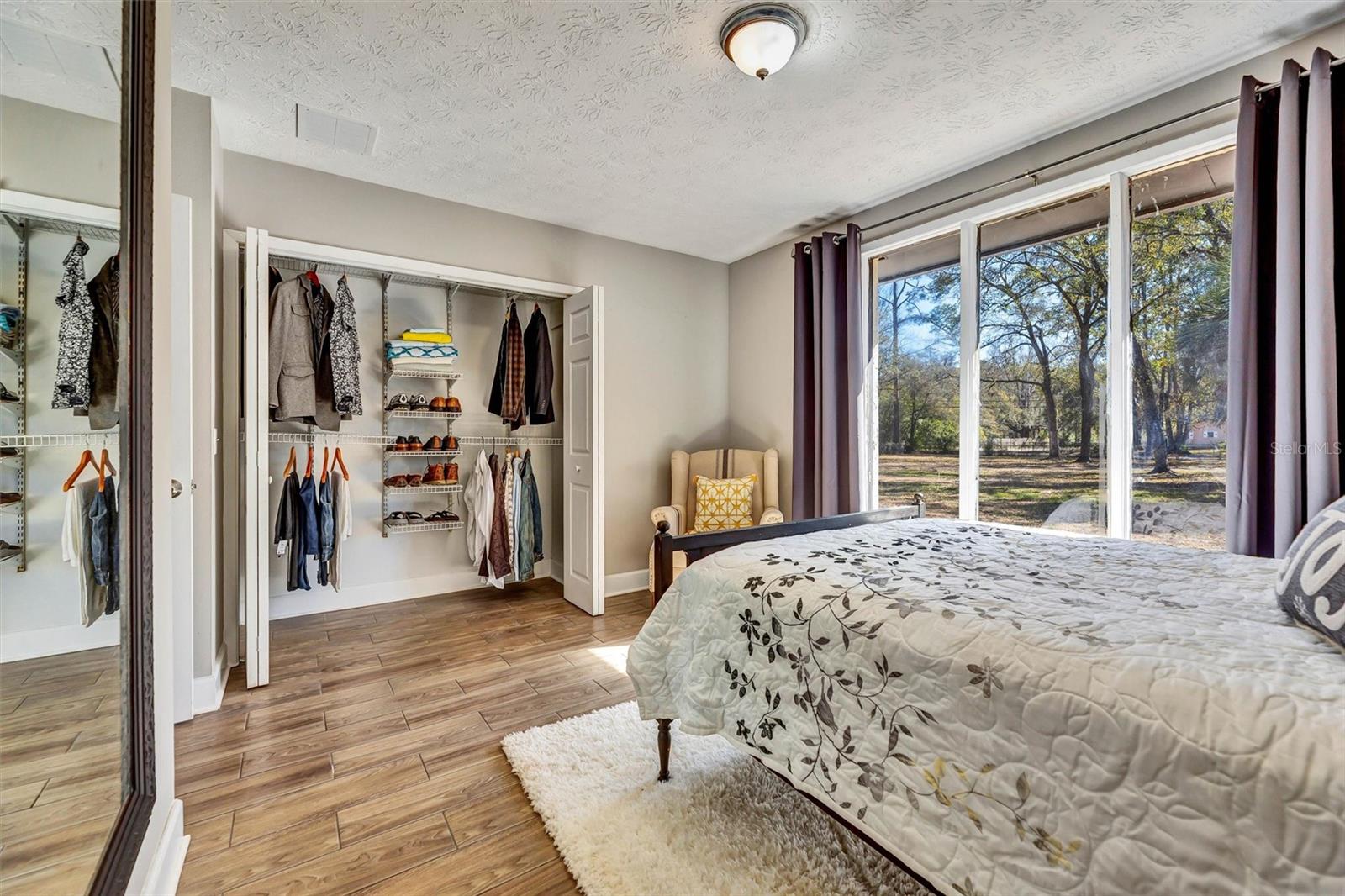 Image 29 of 41 For 7569 Park City Drive