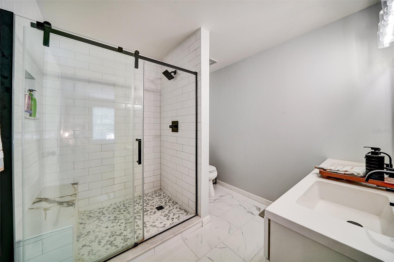 Image 13 of 21 For 13706 Fareham Road