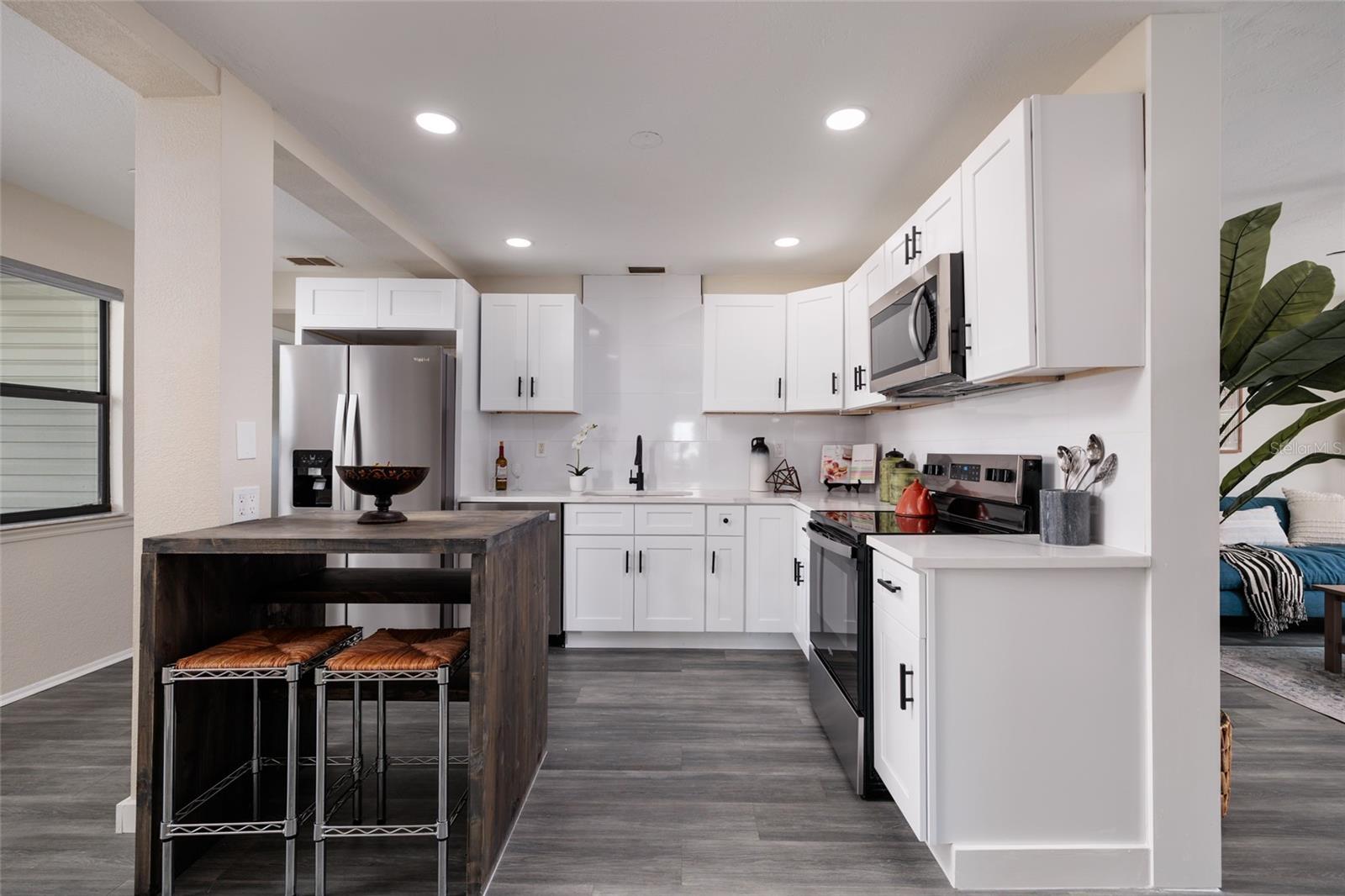 Image 20 of 34 For 7500 15th Street N