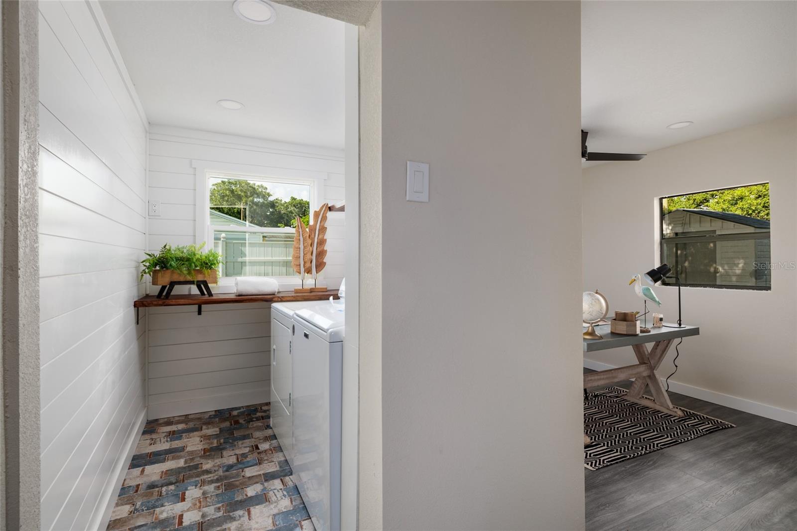 Image 23 of 34 For 7500 15th Street N