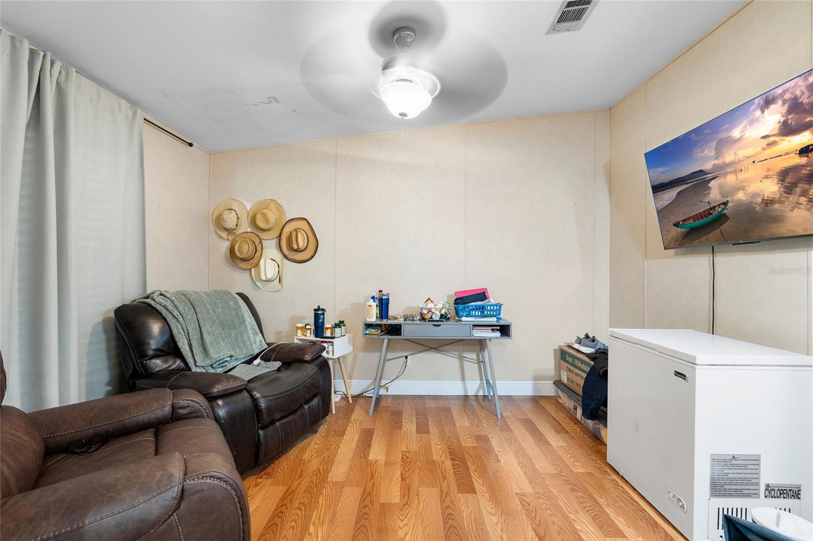 Image 16 of 42 For 8742 Brazil  