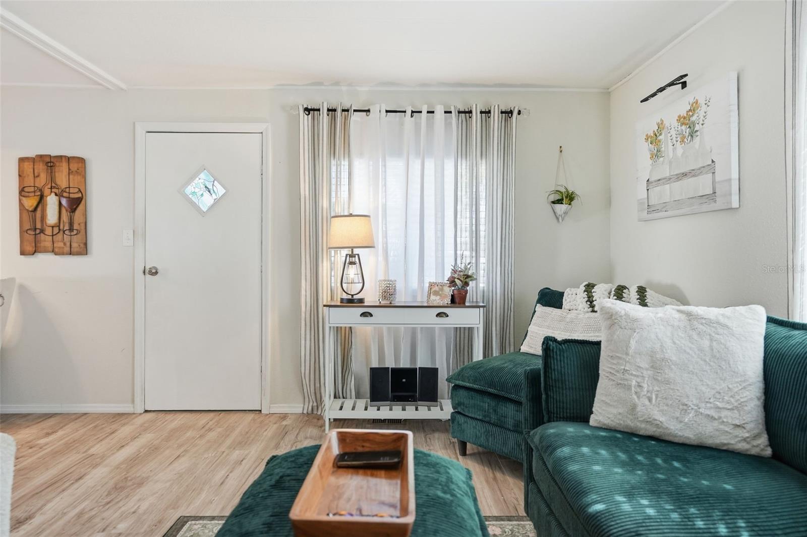 Image 8 of 33 For 8055 Country Club Drive