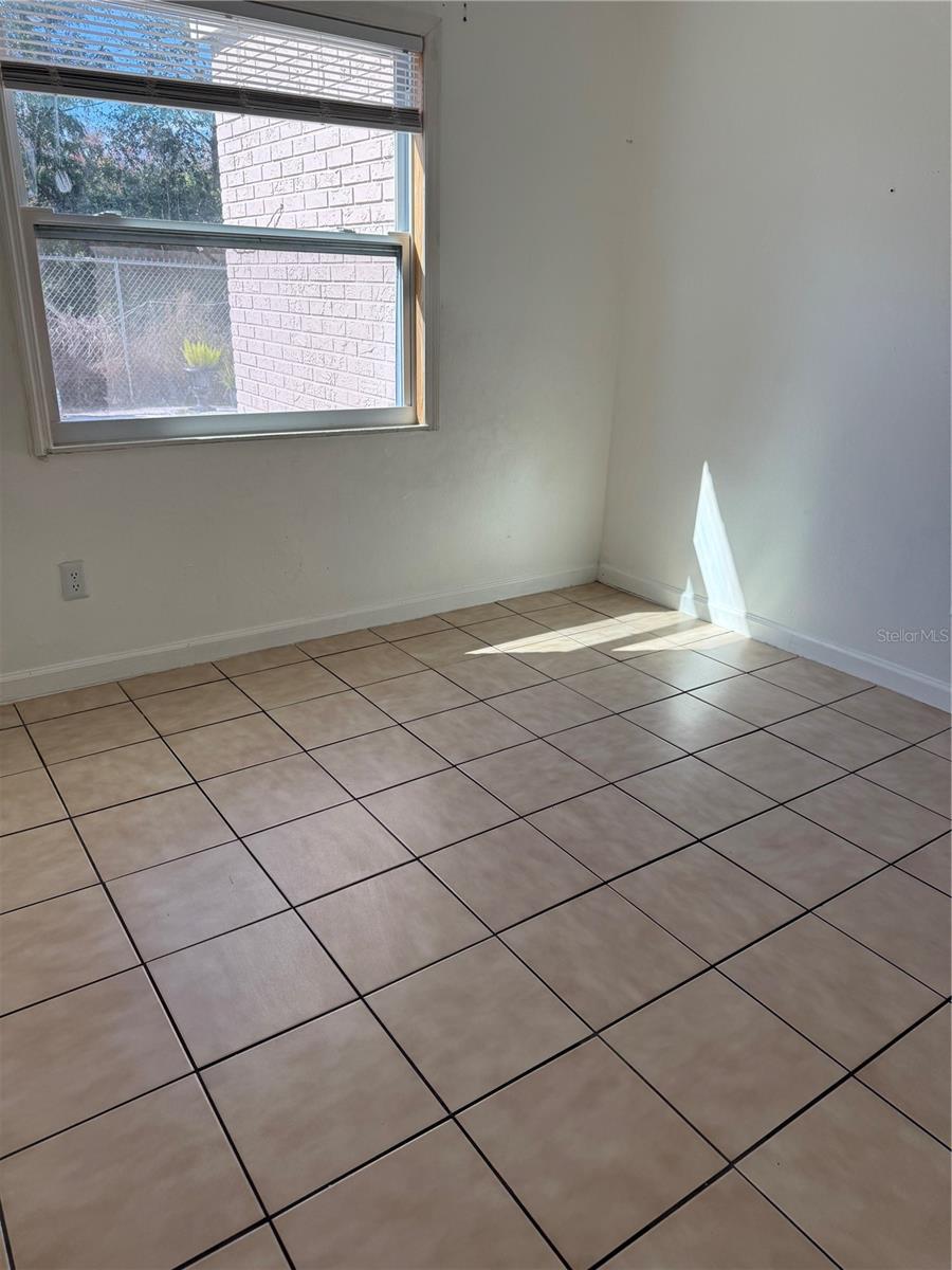 Image 5 of 12 For 7210 Manhattan Avenue 2613