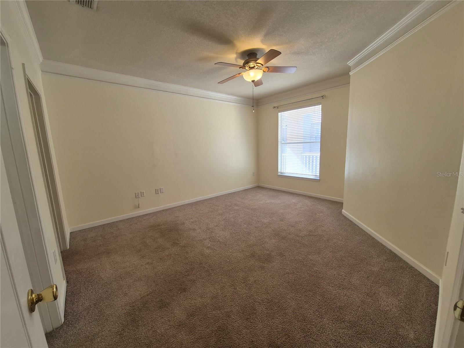 Image 10 of 36 For 18104 Villa Creek Drive