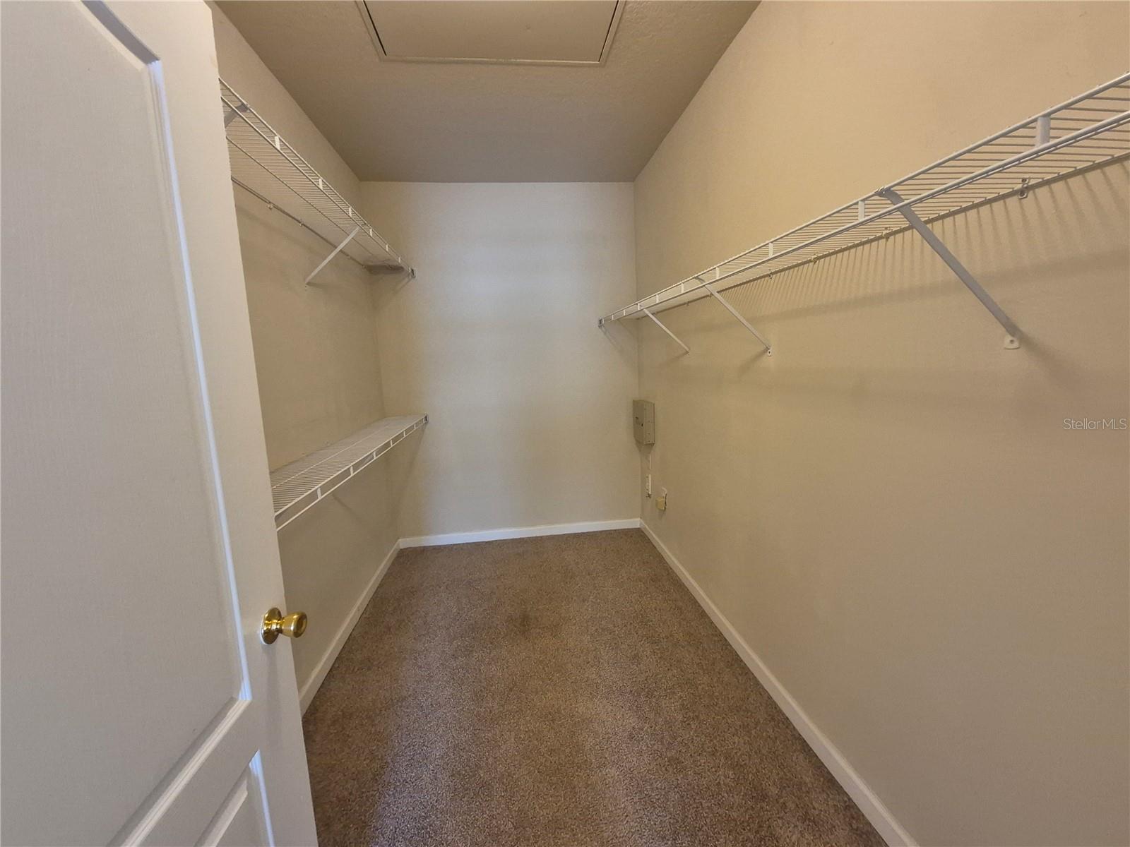 Image 13 of 36 For 18104 Villa Creek Drive