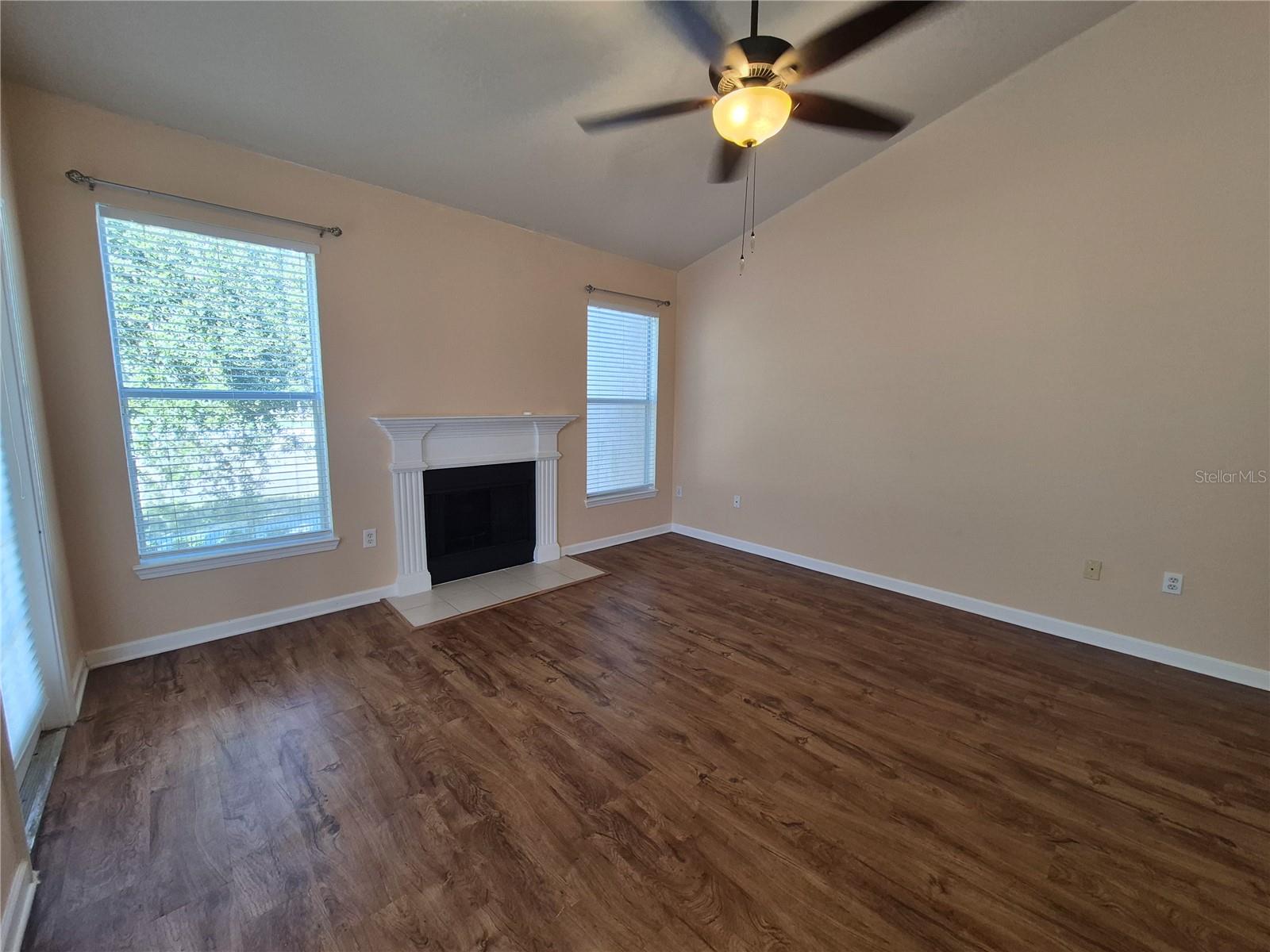 Image 20 of 36 For 18104 Villa Creek Drive