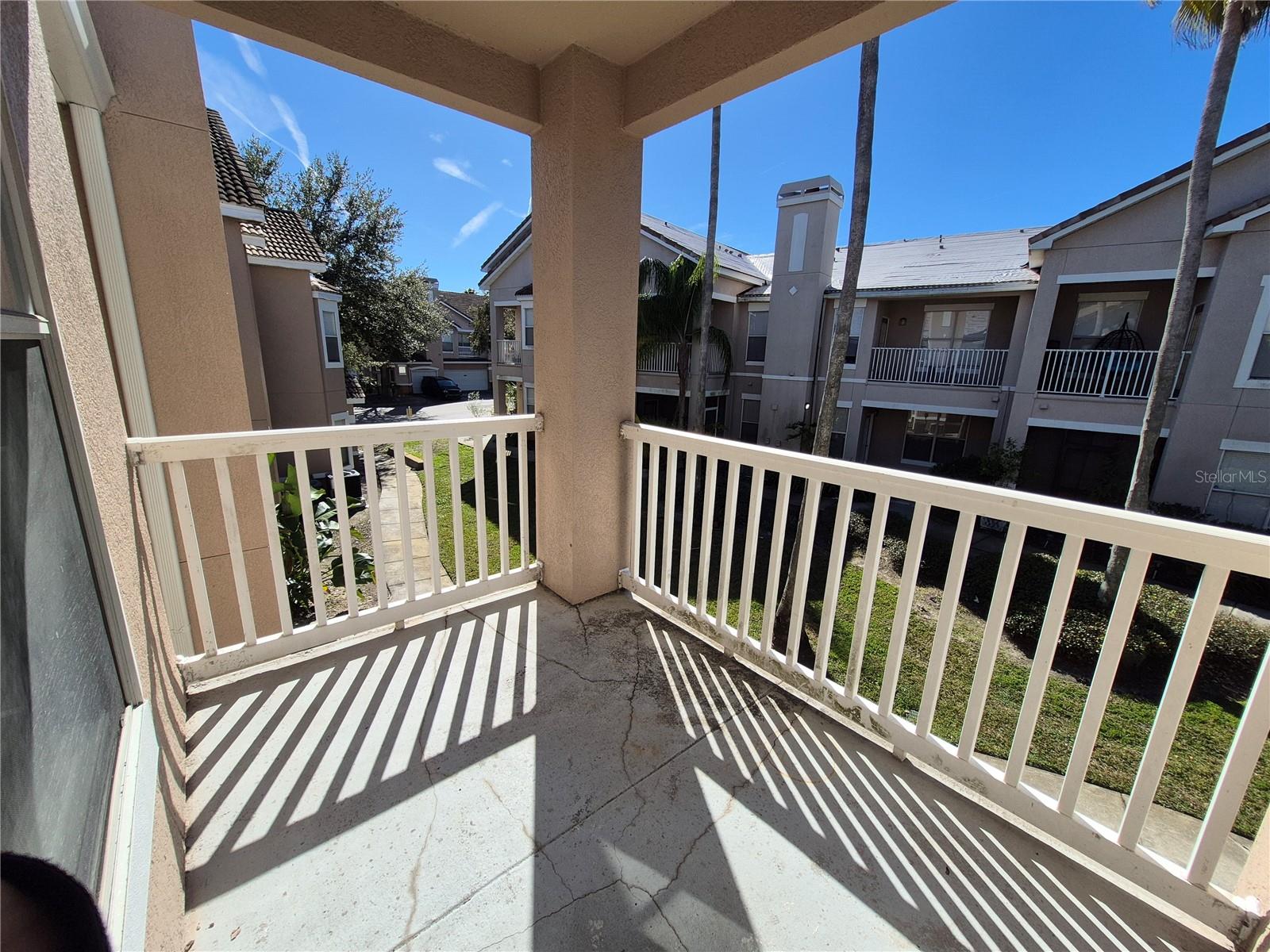 Image 23 of 36 For 18104 Villa Creek Drive