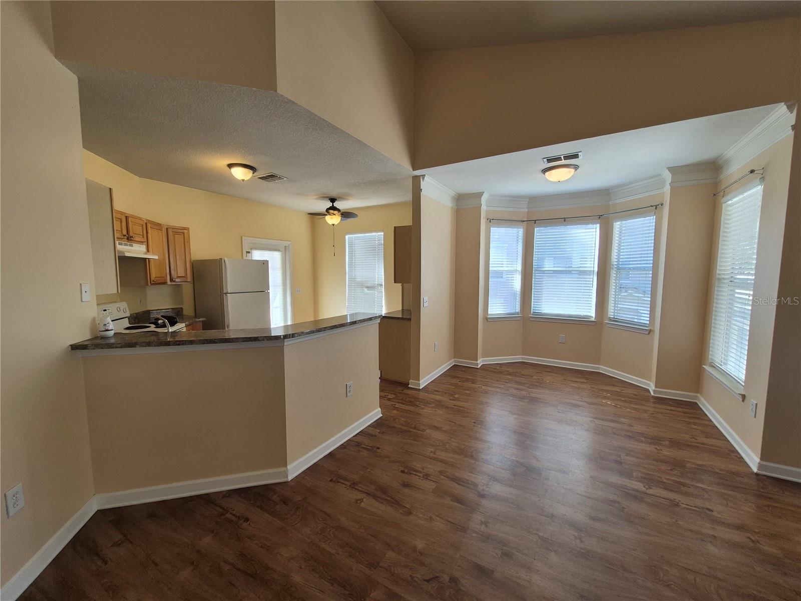 Image 25 of 36 For 18104 Villa Creek Drive