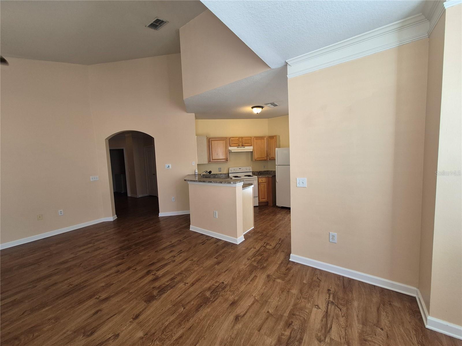 Image 26 of 36 For 18104 Villa Creek Drive