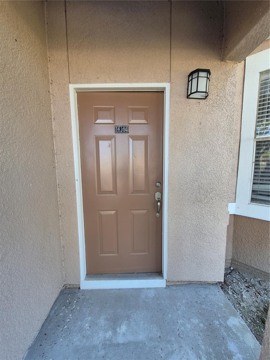 Image 4 of 36 For 18104 Villa Creek Drive