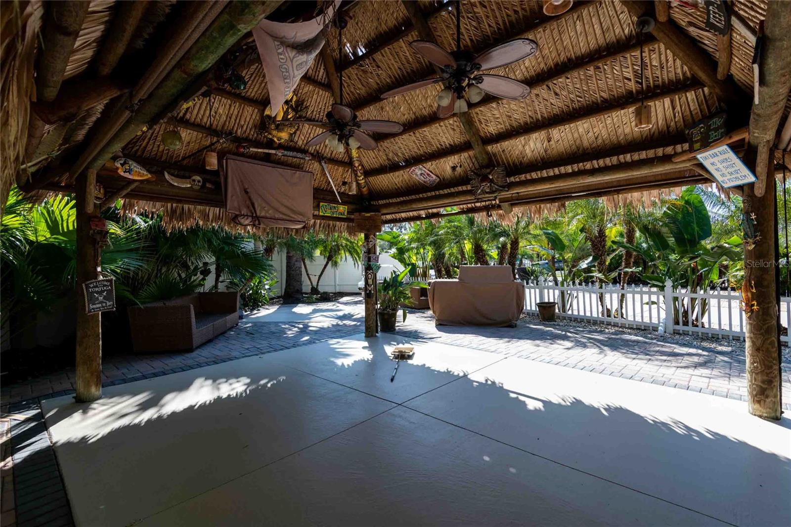 Image 18 of 33 For 20300 Leonard Road 39