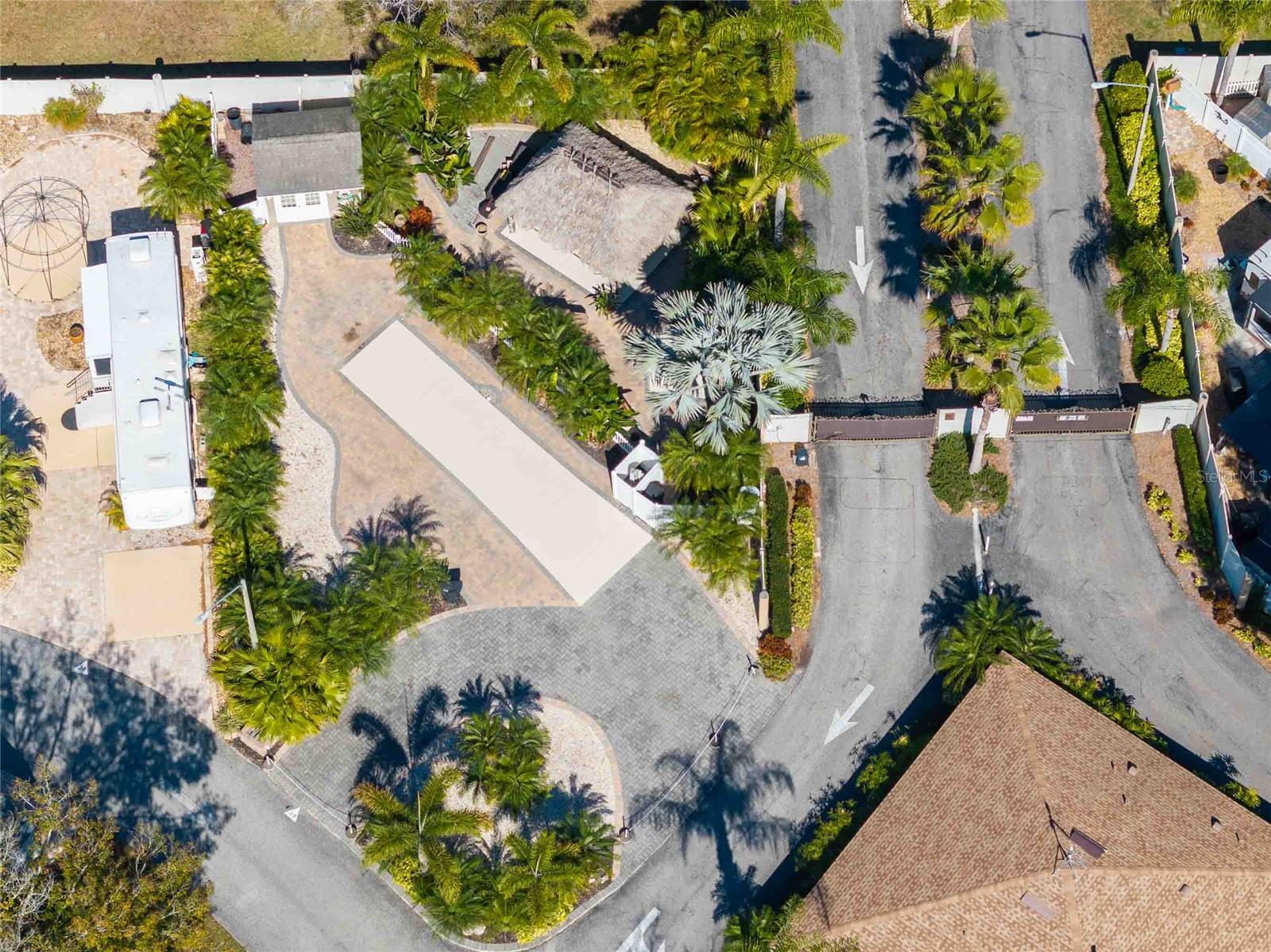 Image 24 of 33 For 20300 Leonard Road 39