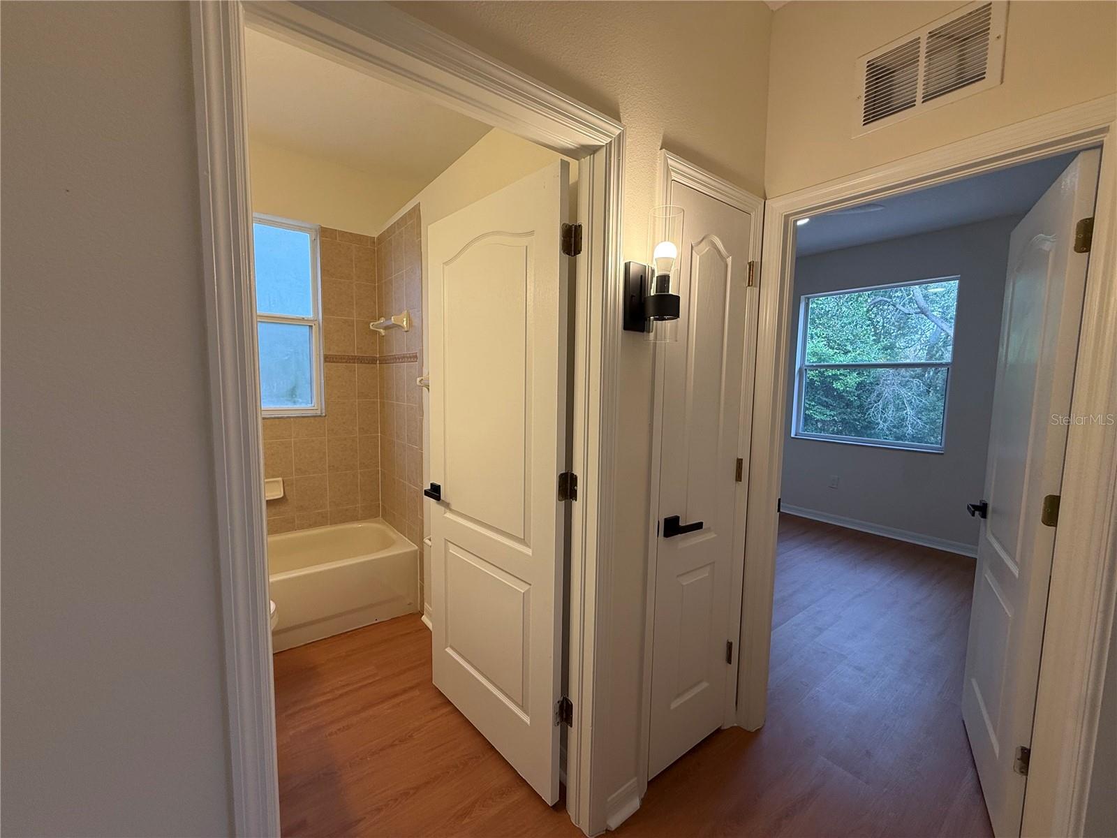 Image 18 of 25 For 6513 Clearwater Drive