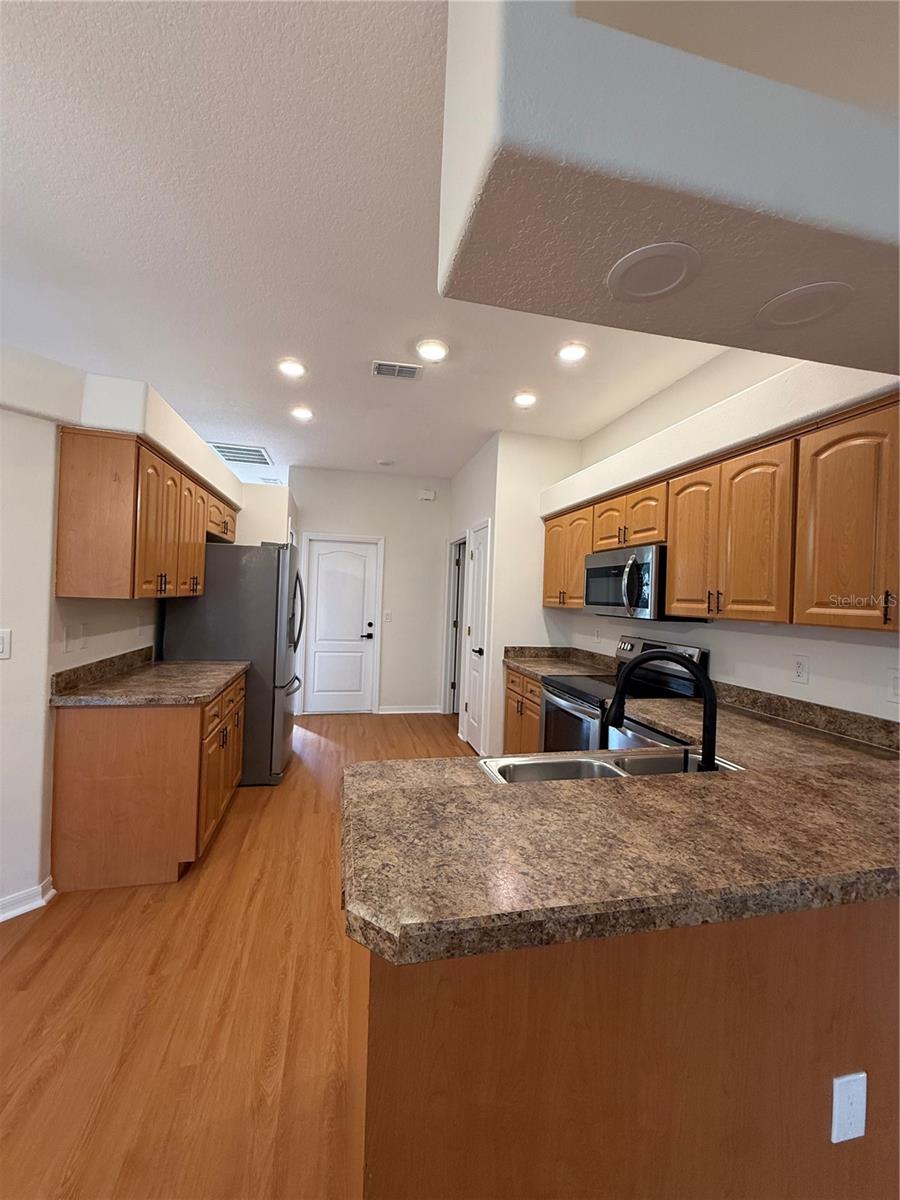 Image 9 of 25 For 6513 Clearwater Drive