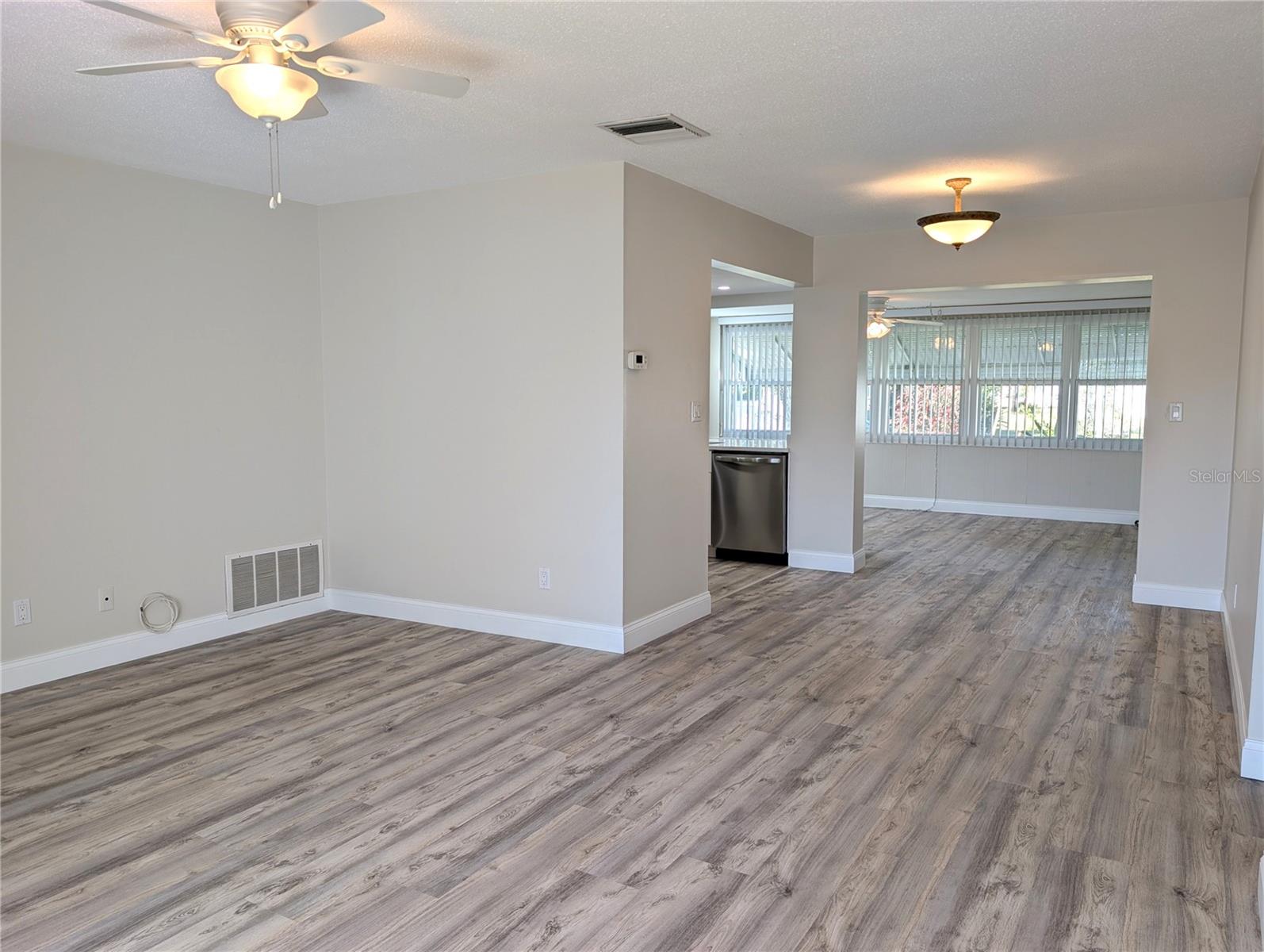 Image 12 of 51 For 9620 44th Street N