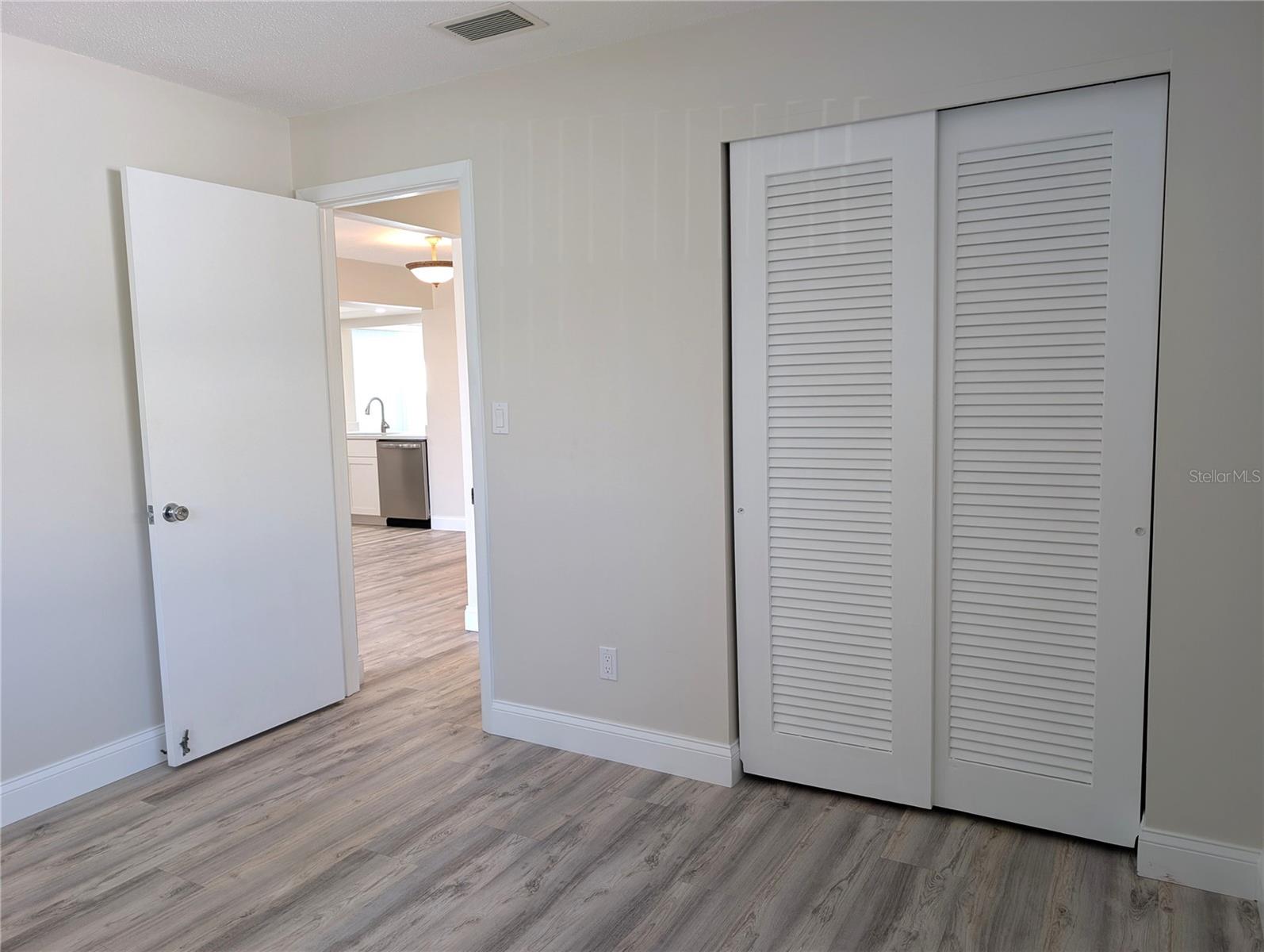 Image 31 of 51 For 9620 44th Street N