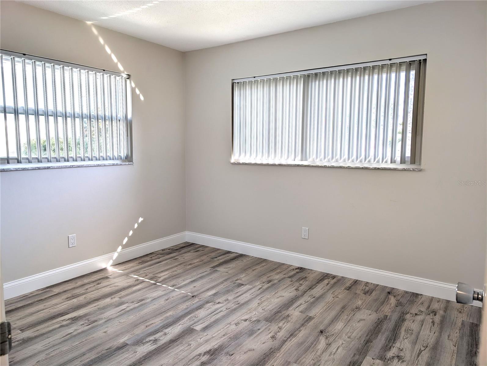 Image 33 of 51 For 9620 44th Street N