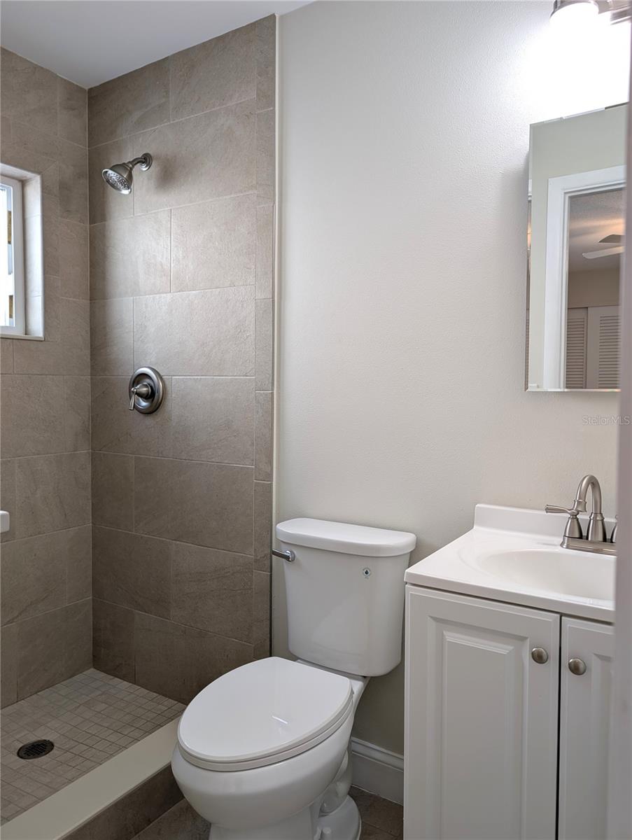 Image 40 of 51 For 9620 44th Street N