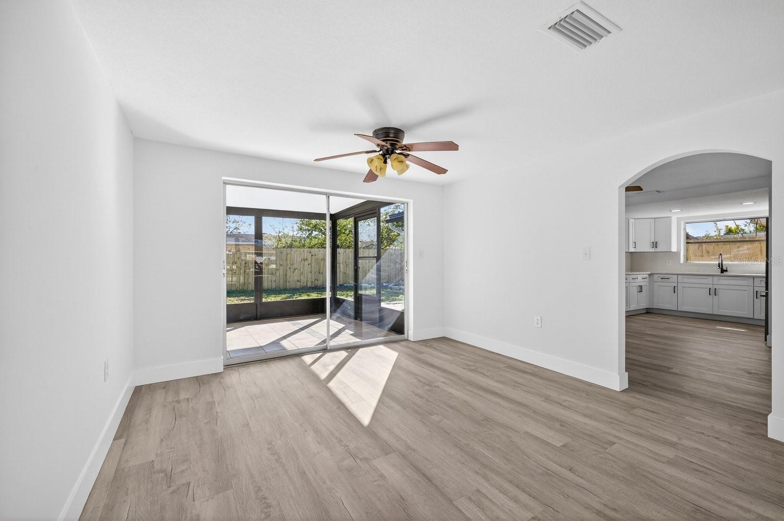 Image 10 of 35 For 3142 Salisbury Drive