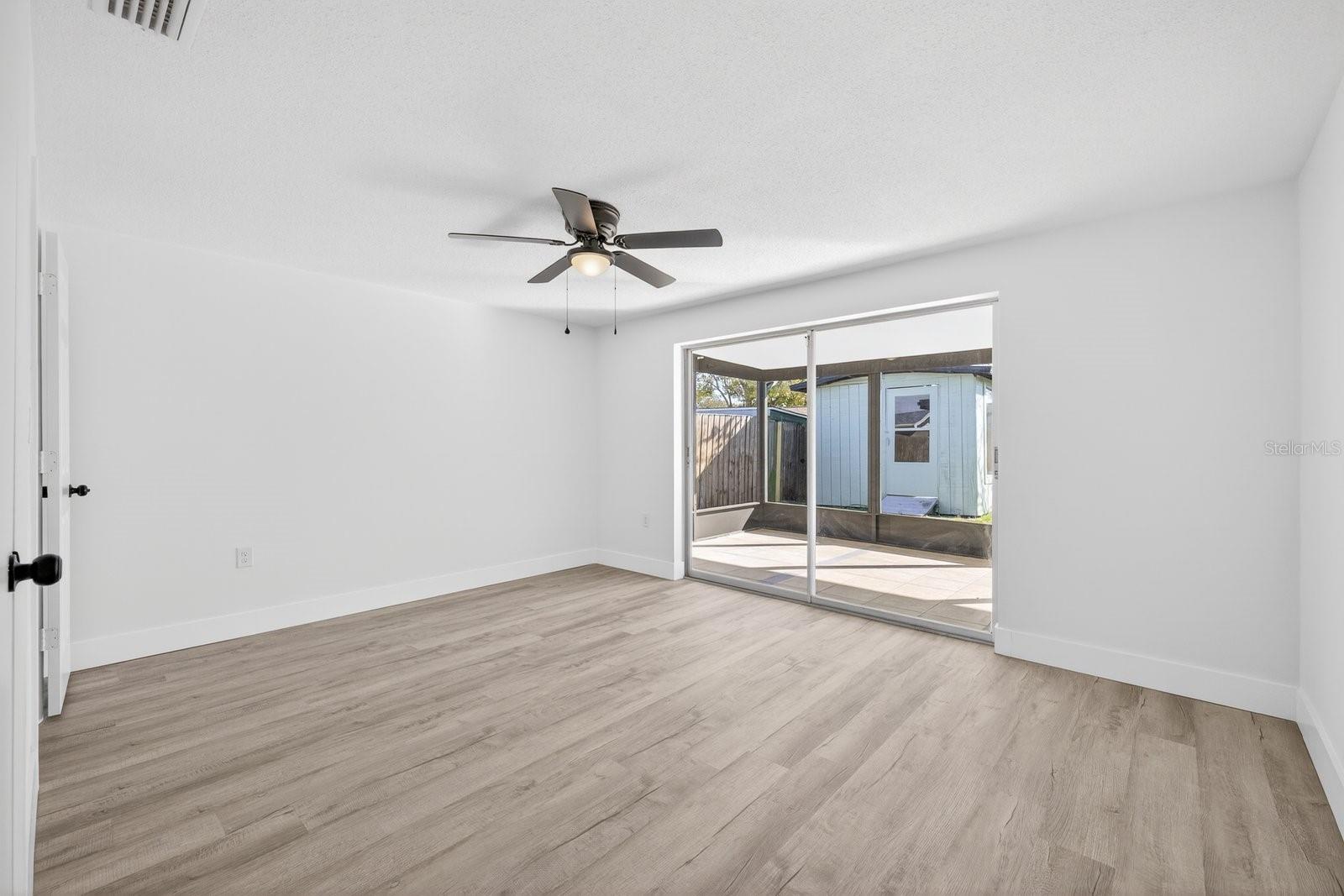 Image 16 of 35 For 3142 Salisbury Drive