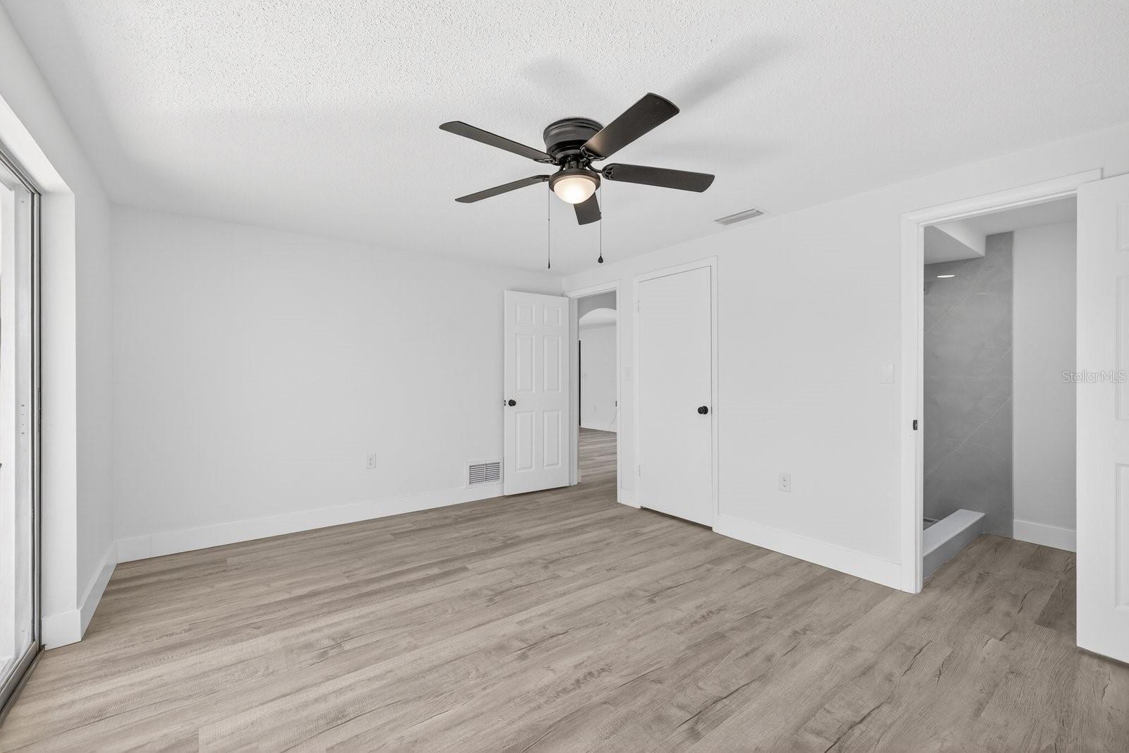 Image 18 of 35 For 3142 Salisbury Drive