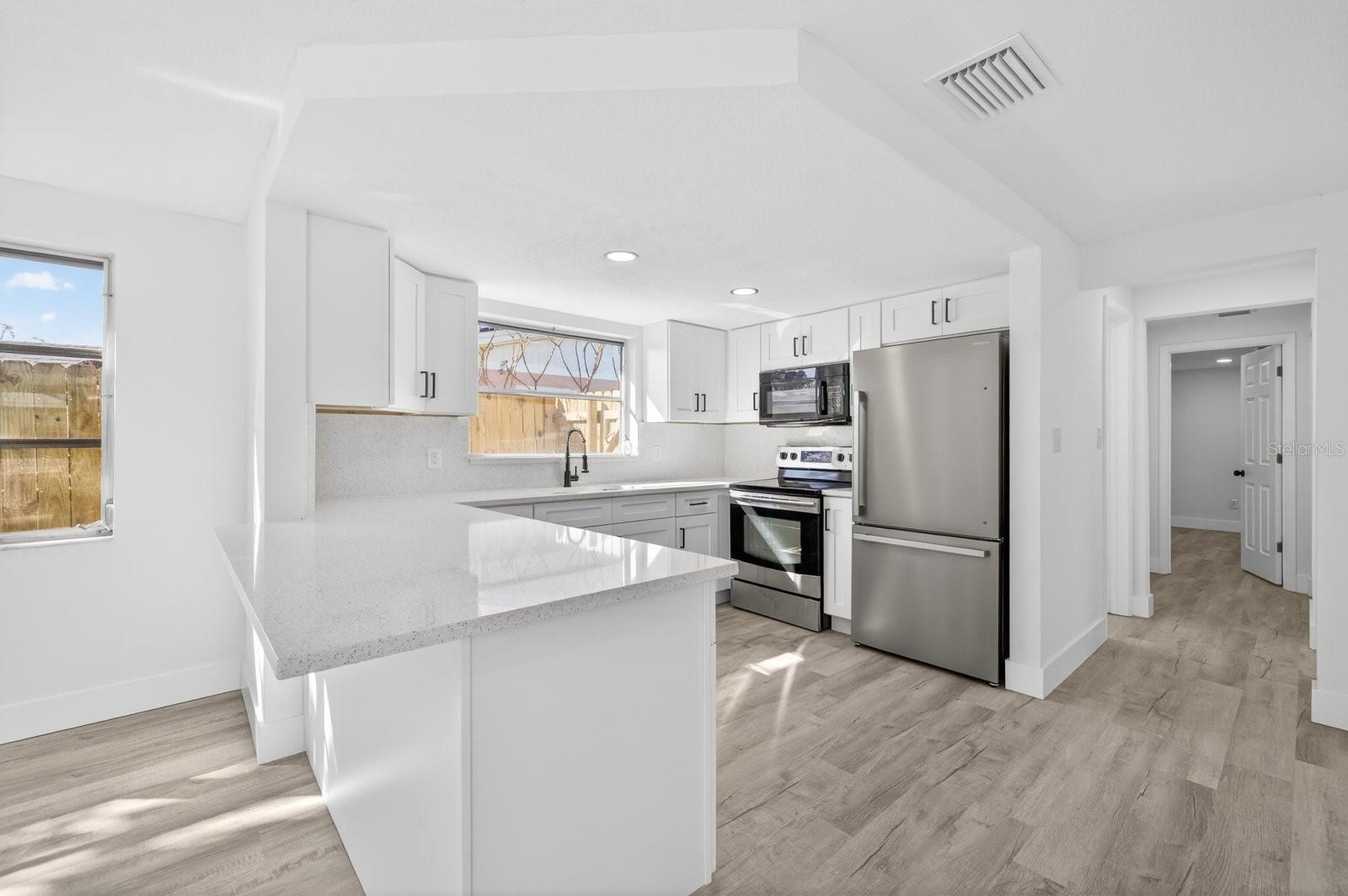 Image 23 of 35 For 3142 Salisbury Drive