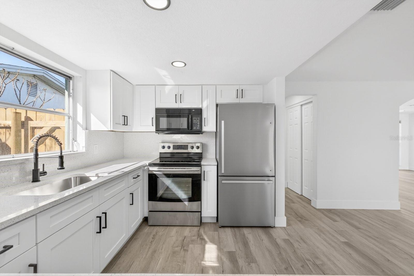 Image 26 of 35 For 3142 Salisbury Drive