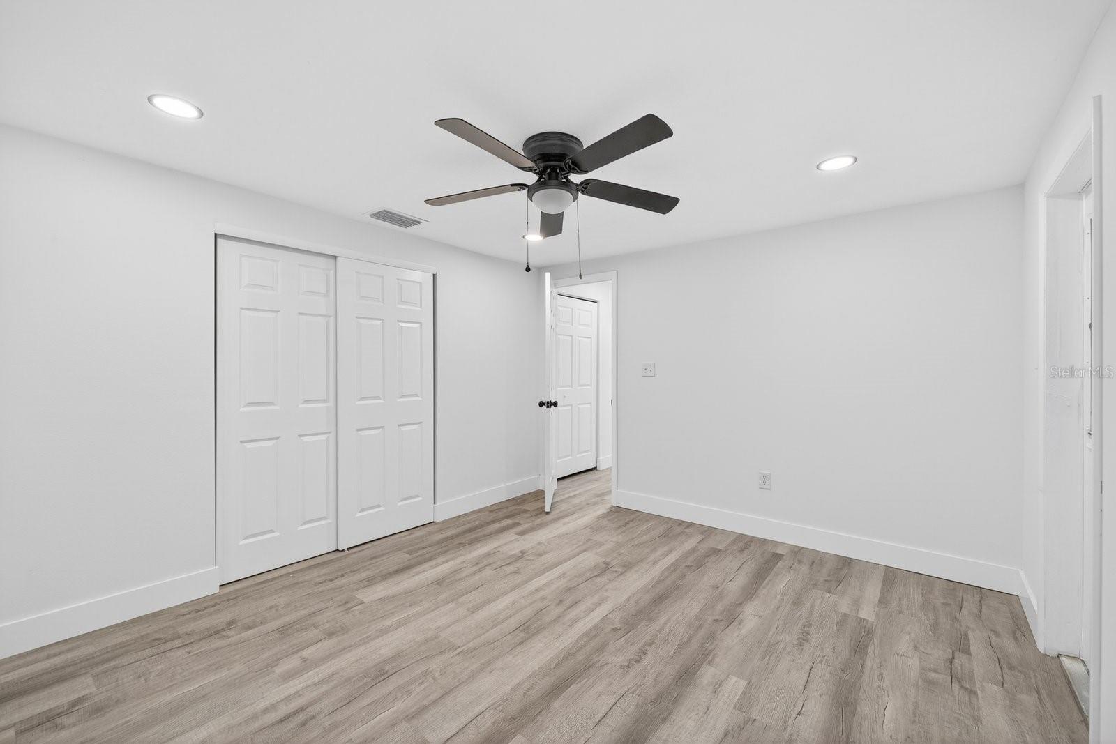 Image 31 of 35 For 3142 Salisbury Drive