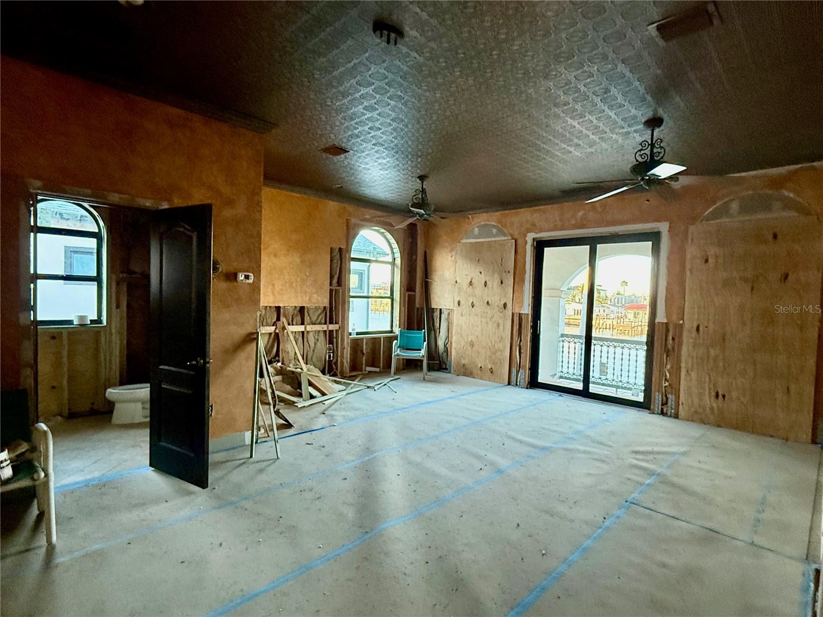 Image 23 of 76 For 11320 6th Street E