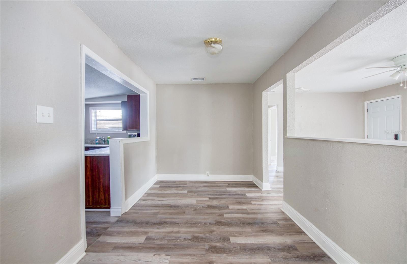 Image 7 of 25 For 1516 Waters Avenue