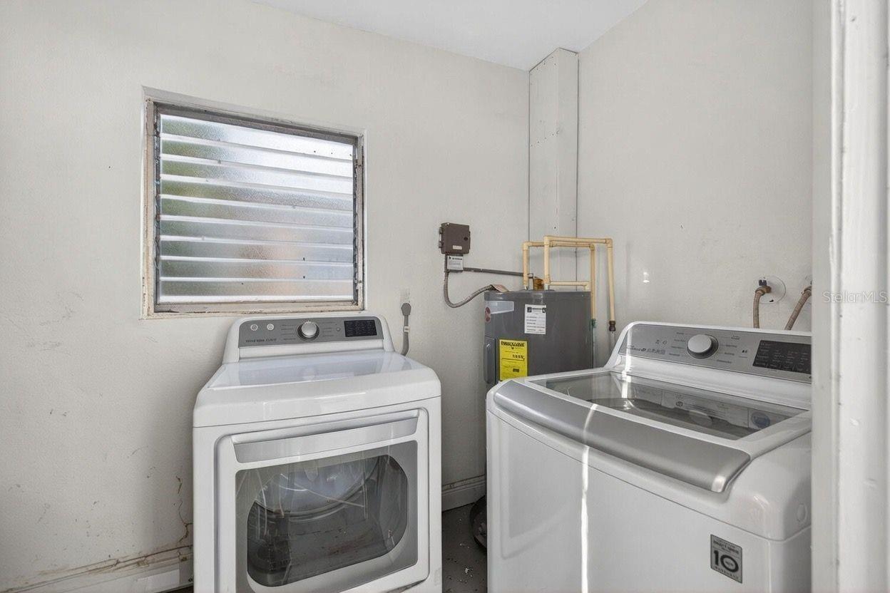 Image 19 of 29 For 3301 70th Lane N