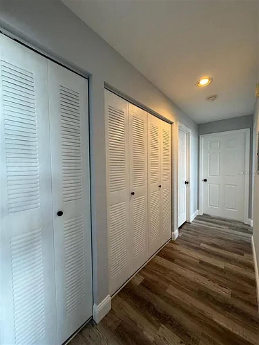 Image 13 of 30 For 9820 Lake Chase Island Way 9820