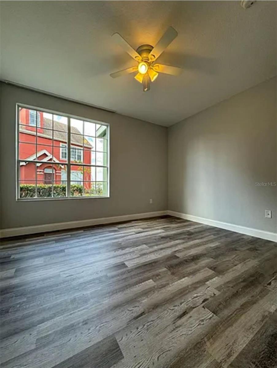 Image 16 of 30 For 9820 Lake Chase Island Way 9820