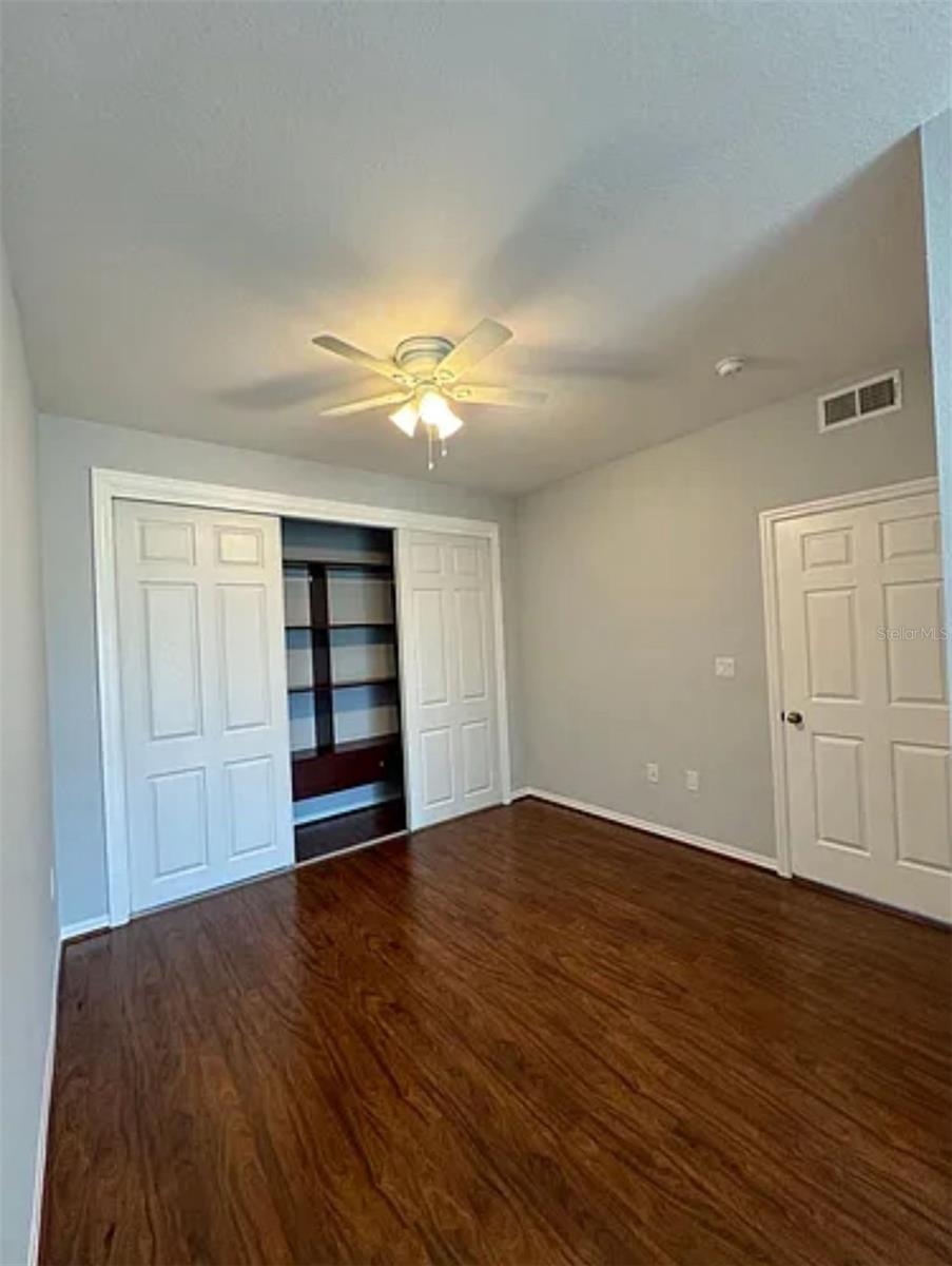 Image 12 of 27 For 9402 Lake Chase Island Way 9402