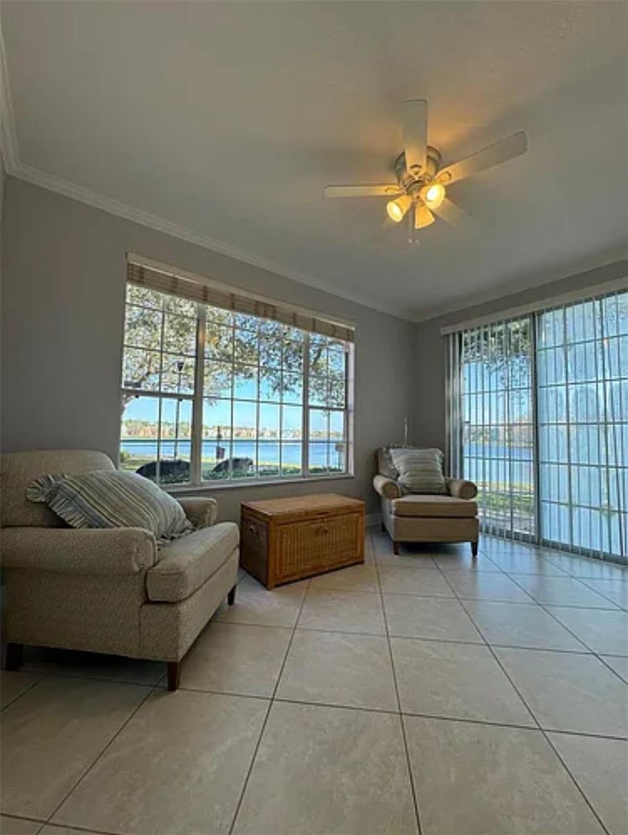 Image 7 of 27 For 9402 Lake Chase Island Way 9402