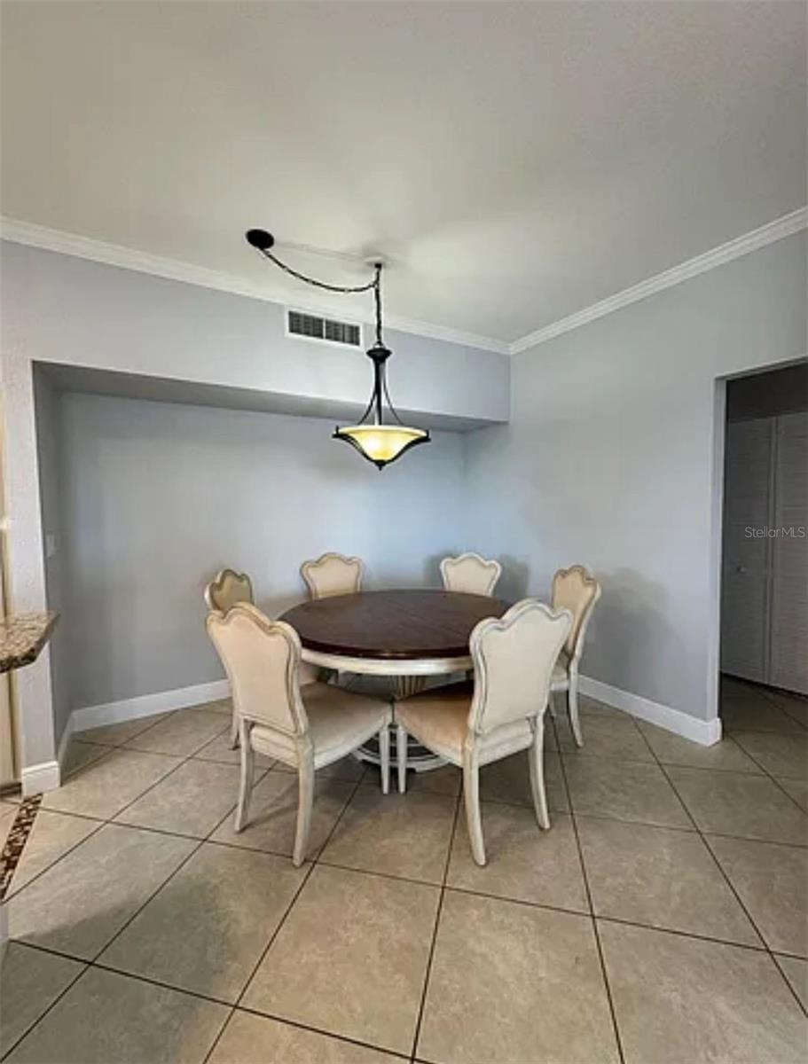 Image 9 of 27 For 9402 Lake Chase Island Way 9402