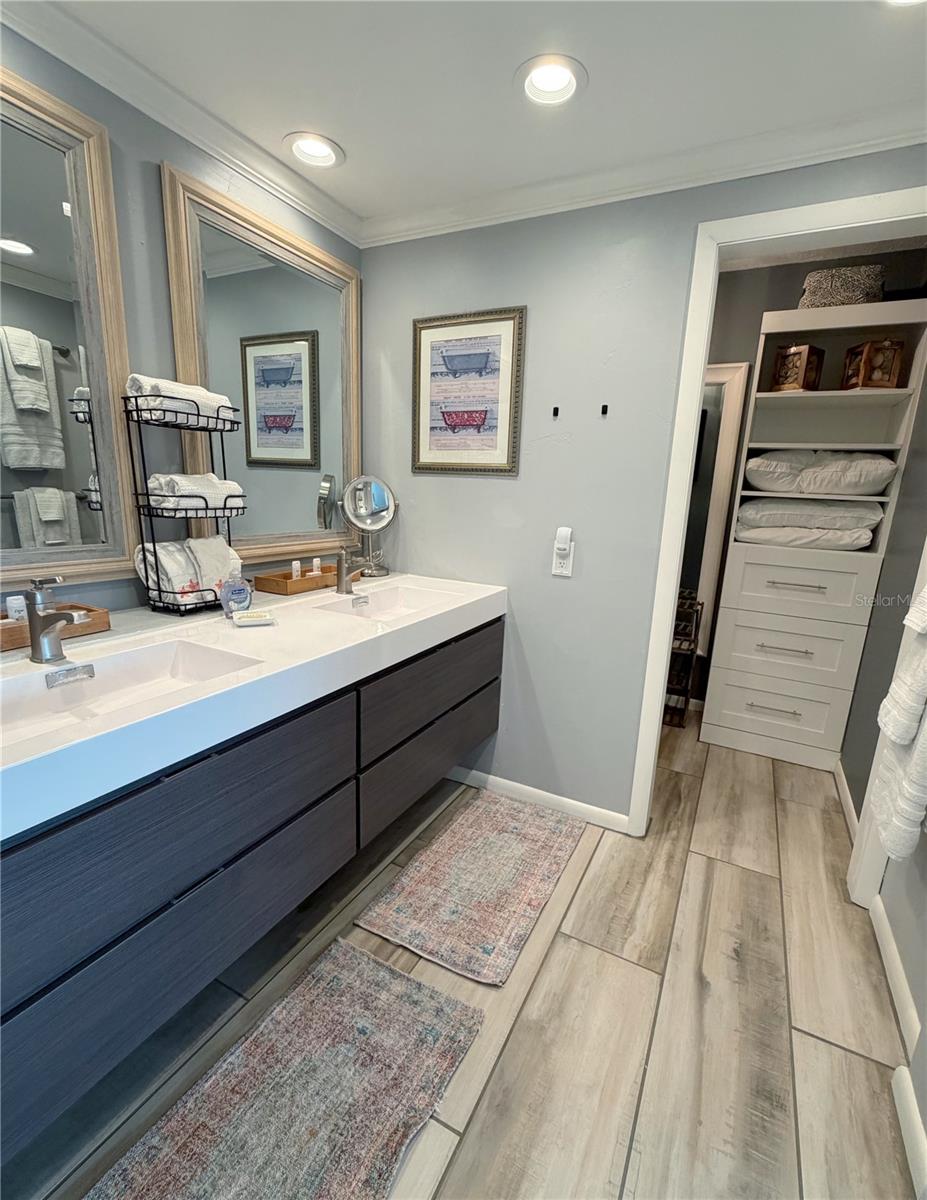 Image 24 of 38 For 5541 Puerta Del Sol Boulevard S 317