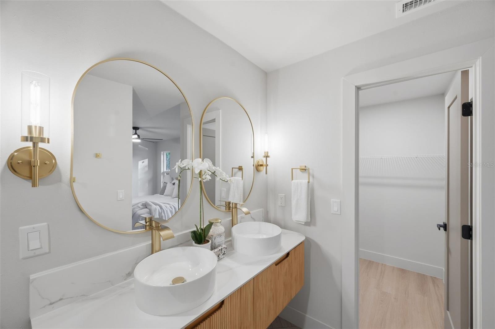 Image 20 of 58 For 14912 Wedgewood Place