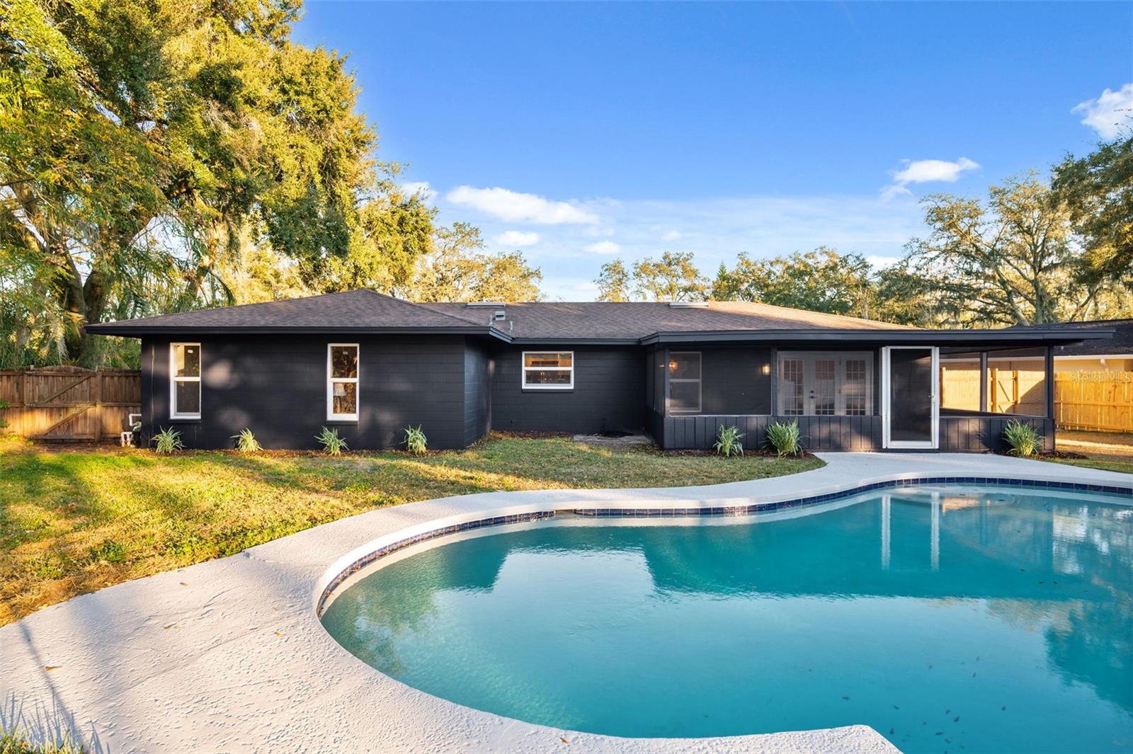 Image 44 of 58 For 14912 Wedgewood Place