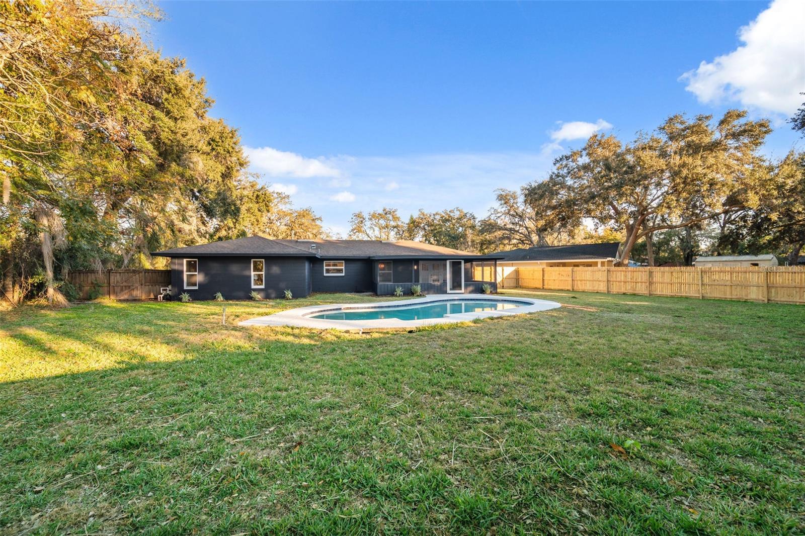 Image 47 of 58 For 14912 Wedgewood Place