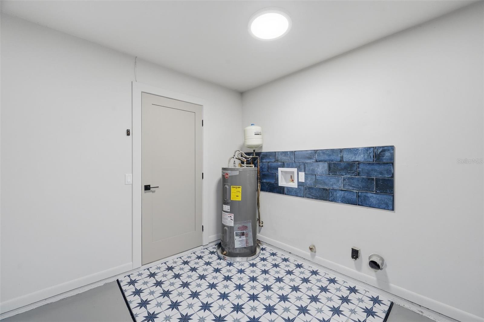 Image 52 of 58 For 14912 Wedgewood Place