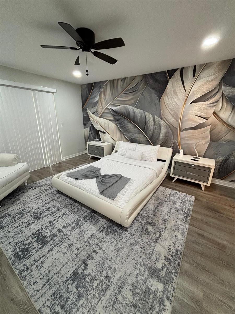 Image 13 of 24 For 2000 Royal Bay Boulevard 129