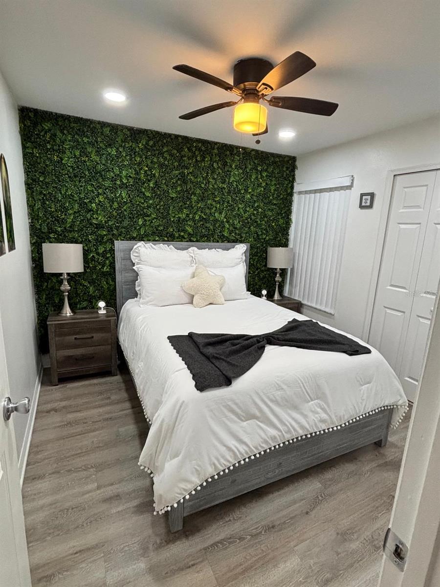 Image 15 of 24 For 2000 Royal Bay Boulevard 129