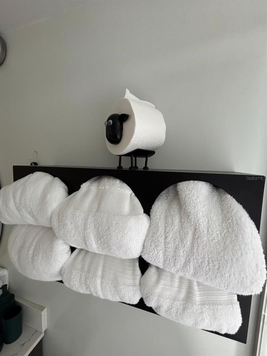 Image 22 of 24 For 2000 Royal Bay Boulevard 129