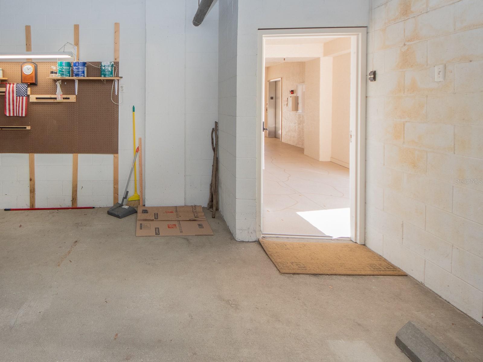 Image 23 of 30 For 6550 Shoreline Drive 7502