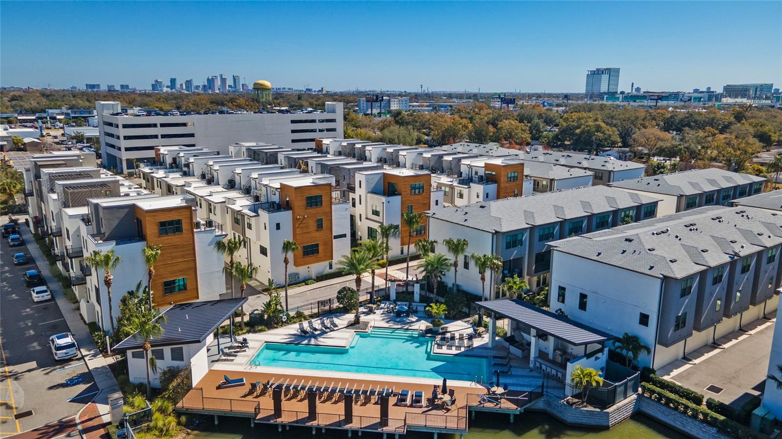 Image 40 of 43 For 2511 Grady Avenue 62