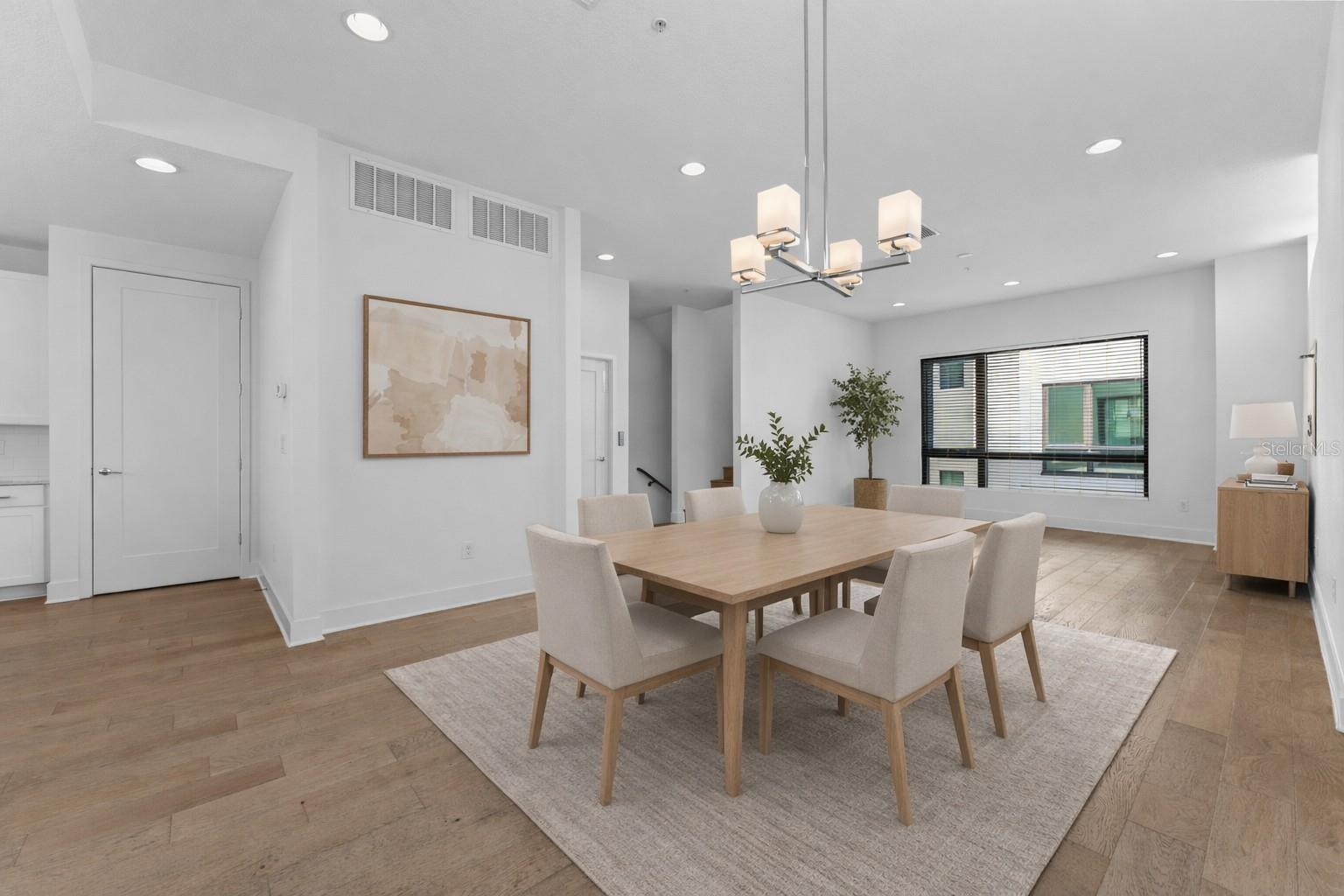 Image 8 of 43 For 2511 Grady Avenue 62