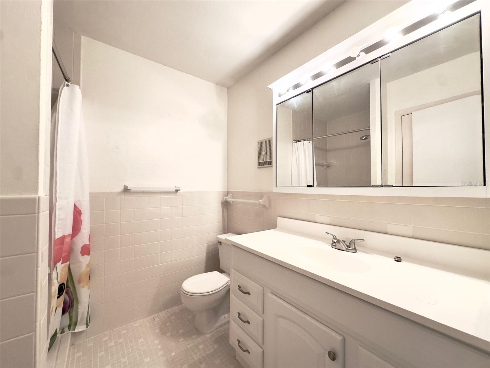 Image 9 of 20 For 2287 Philippine Drive 29