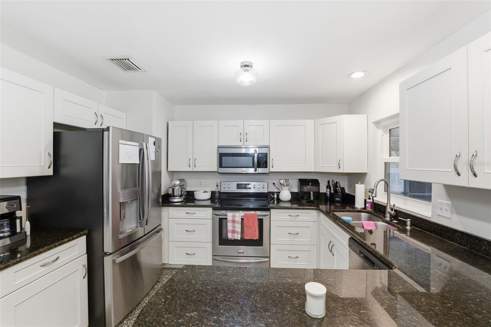 Image 12 of 30 For 812 124th Avenue